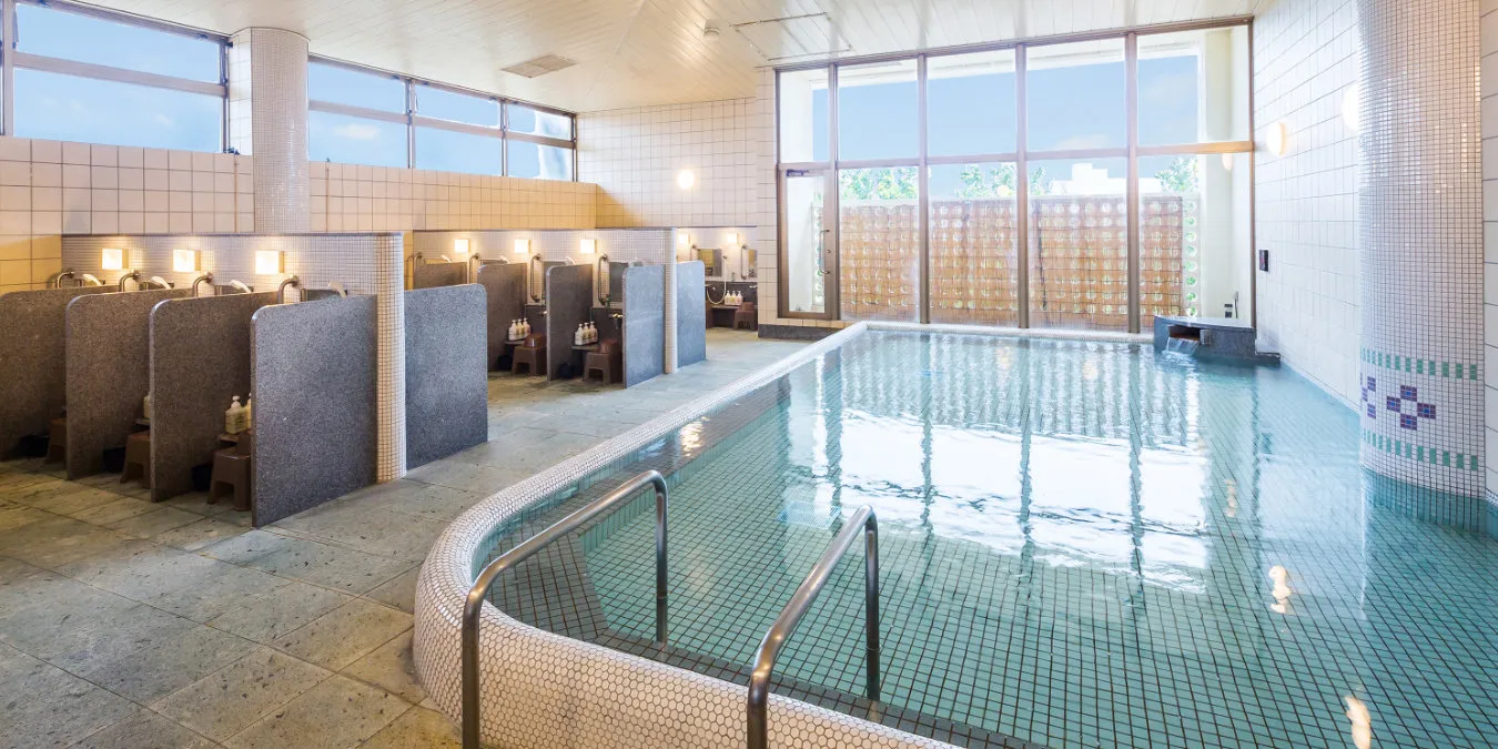 大浴場 にぃふぁい湯