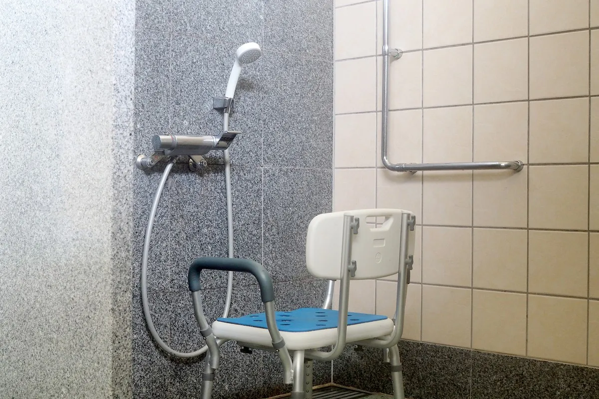 シャワーブース