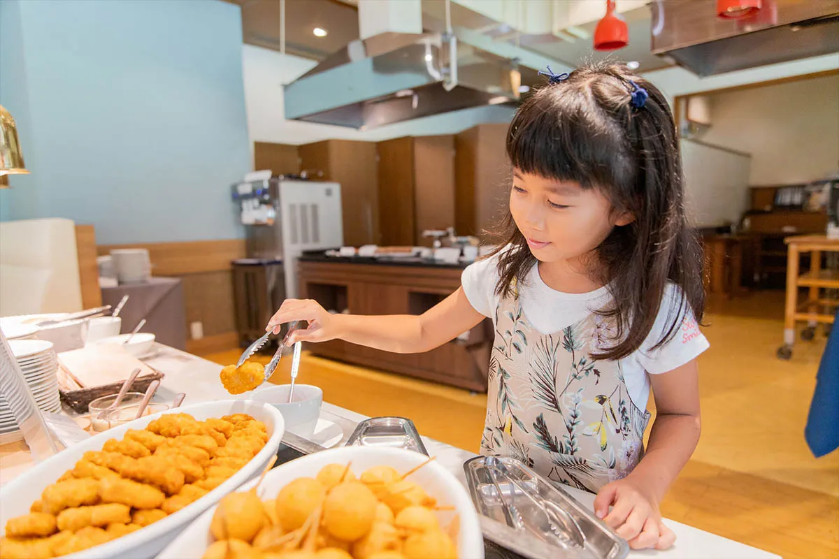 移動不要！ホテルで完結するお食事タイム