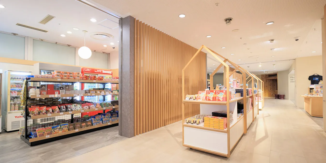 ショップ&ギャラリー