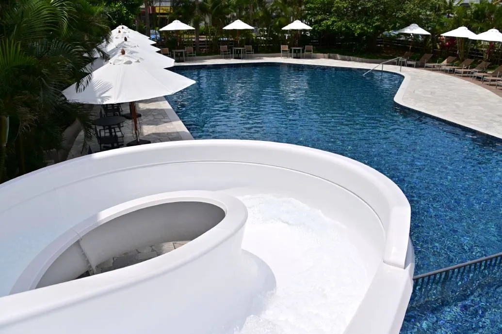 プールや大浴場、コインランドリー、スパ、ショップなど充実の施設で石垣島の滞在をより快適にサポートします。