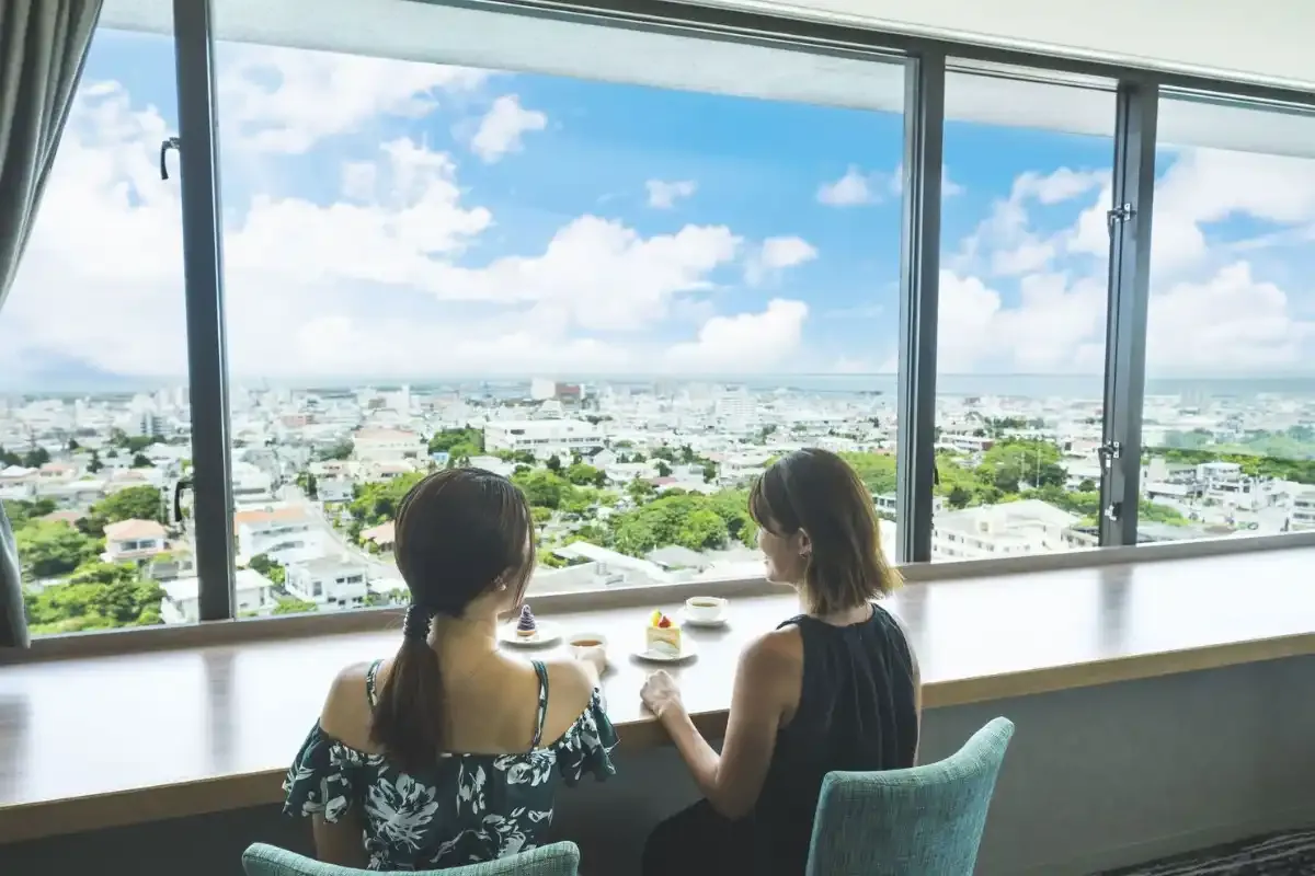 レストラン&バーご優待特典