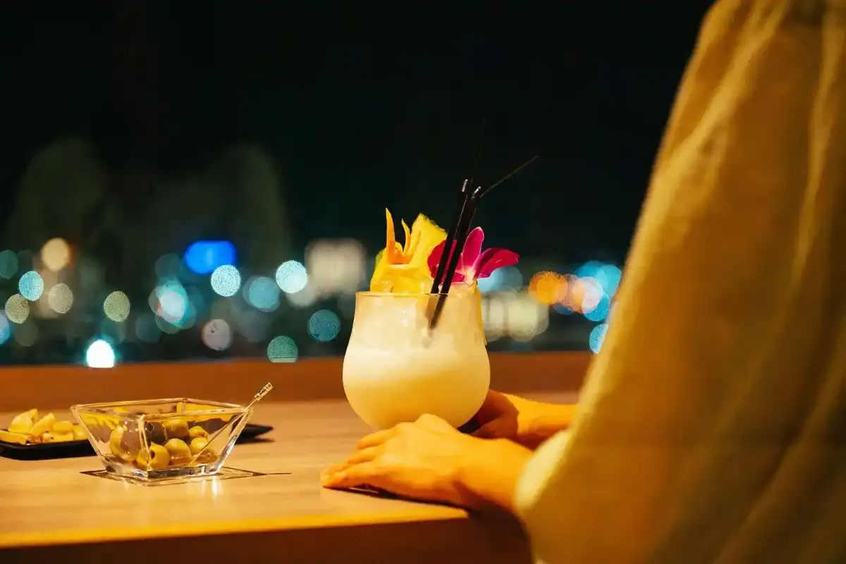 レストラン&バーご優待特典