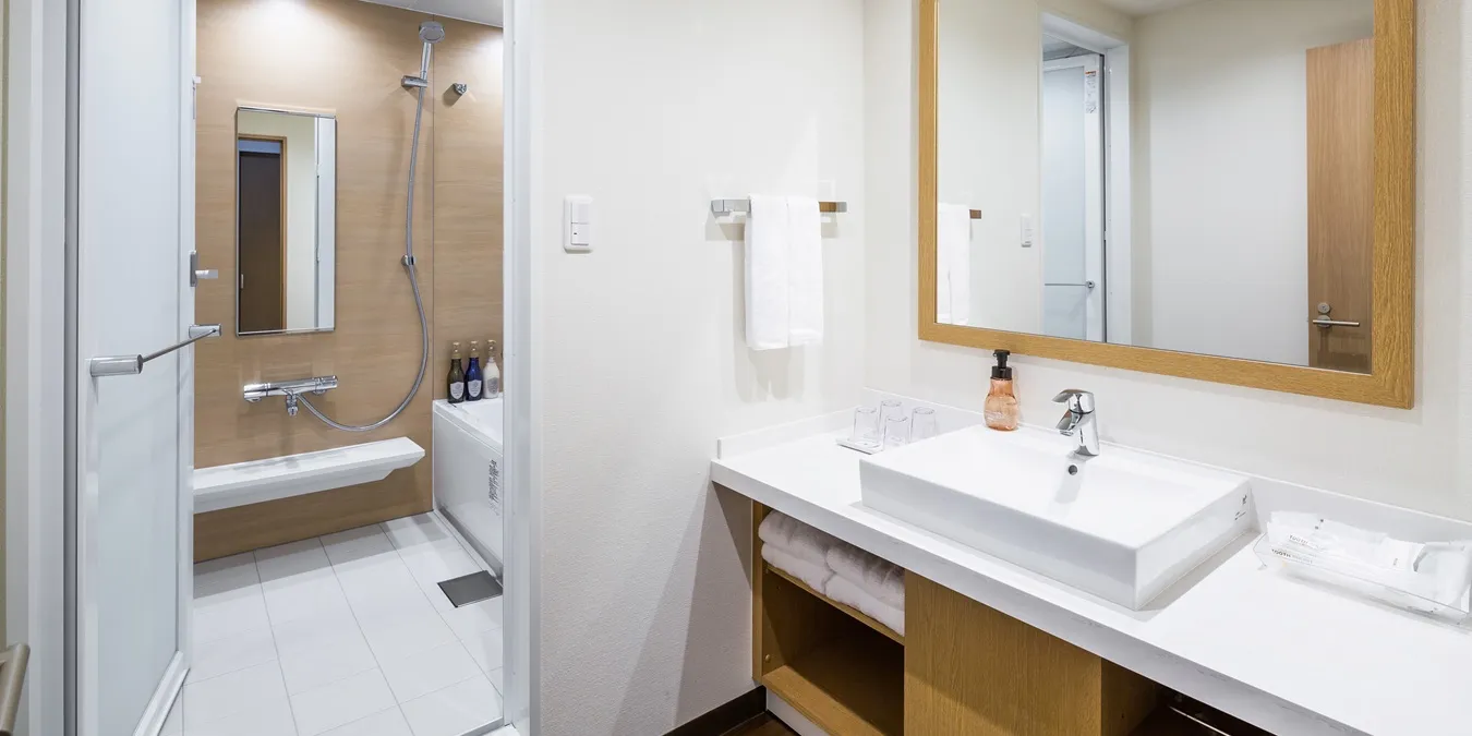 デラックスフォース