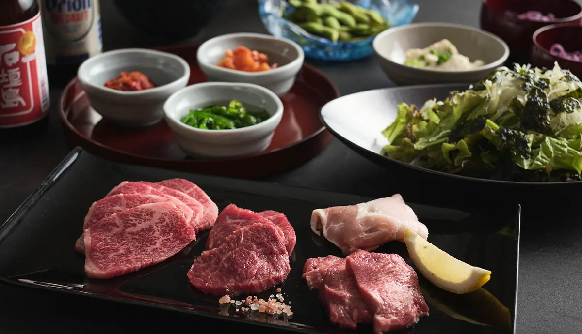 焼肉中華　はるさー