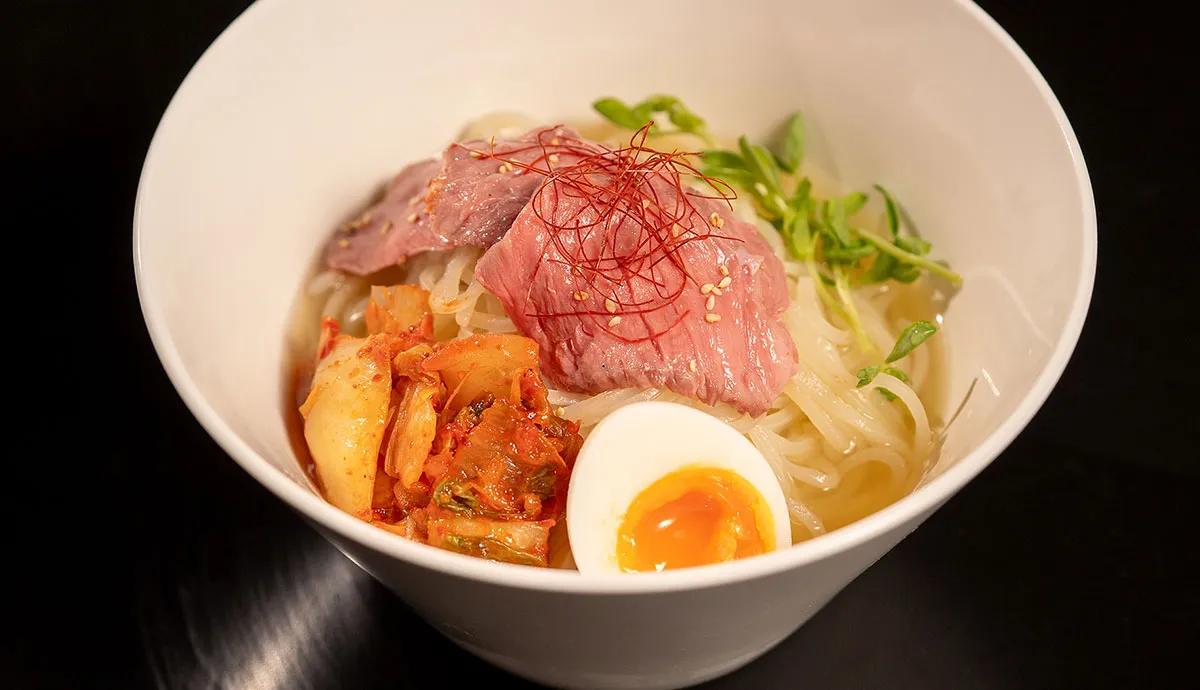 焼肉中華　はるさー