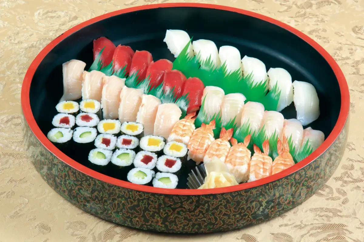 寿司盛り合わせ